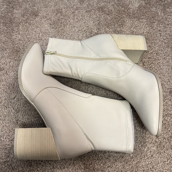 Steve Madden Carla Boots Size 11 M Color Bone - Picture 7 of 11